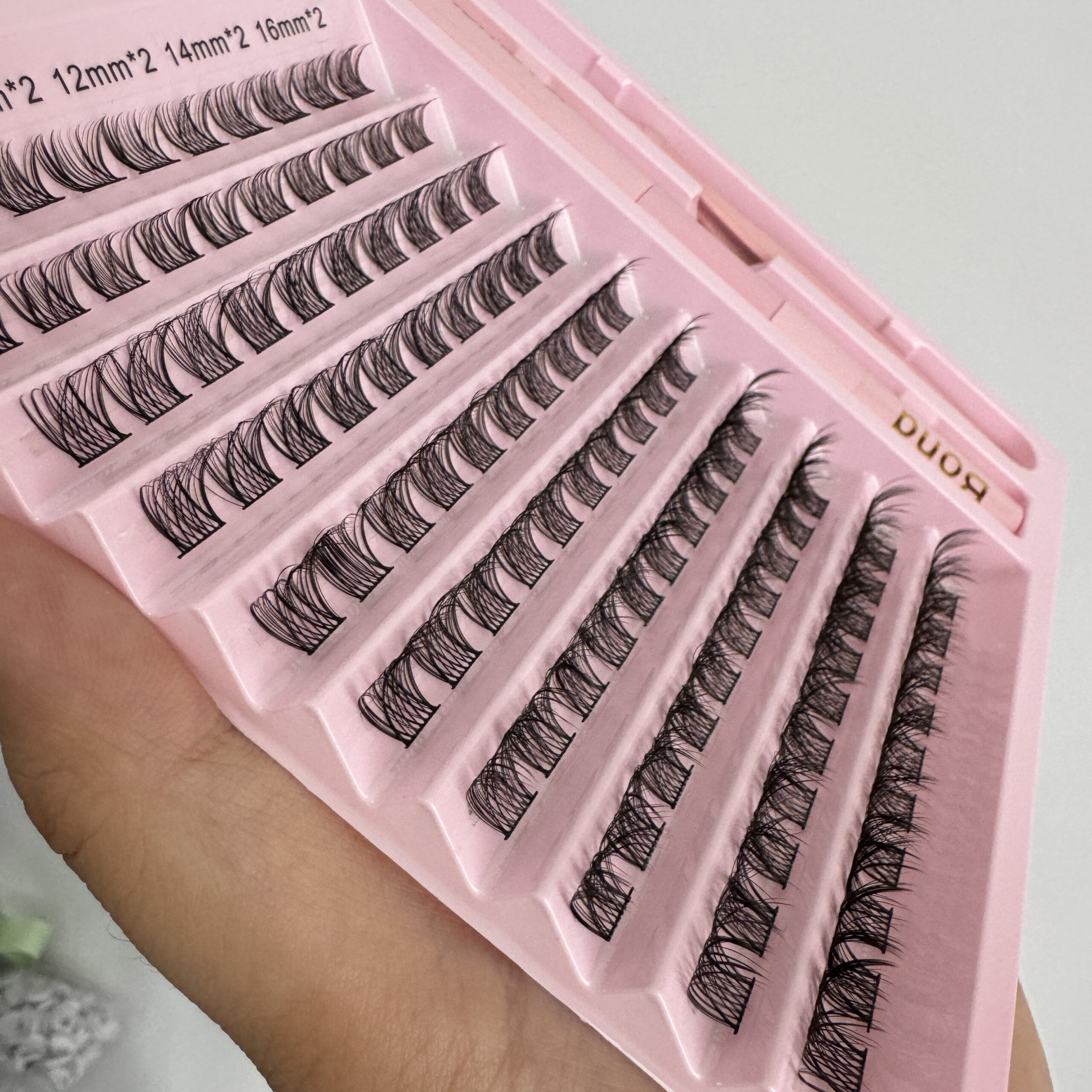 Wholesale Custom Logo Cluster Lashes Handmade DIY Lash Extensions Kit Fluffy Cluster Lashes - Image 4