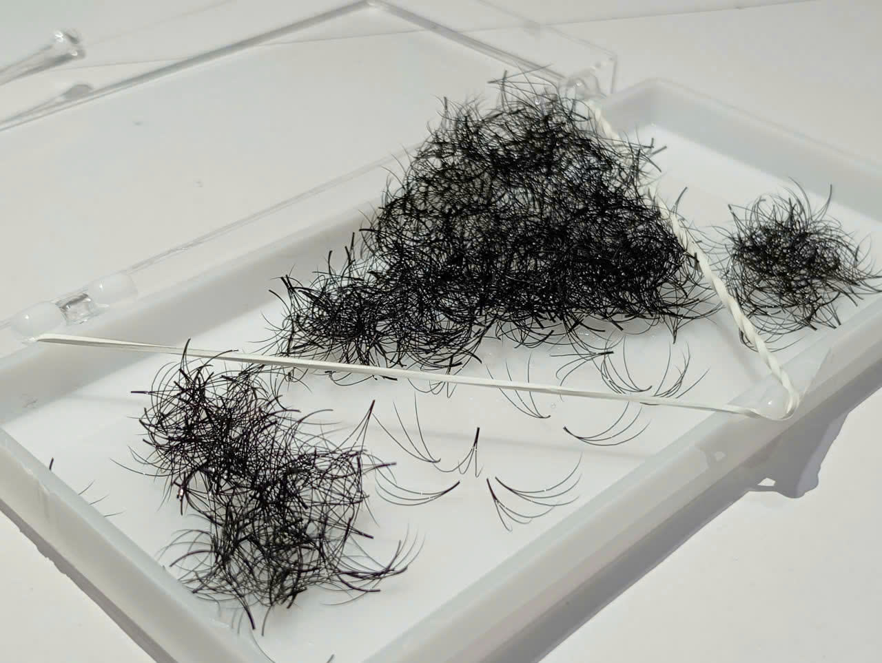 Wholesale Natural Long Silk Eyelash Extensions - Image 4